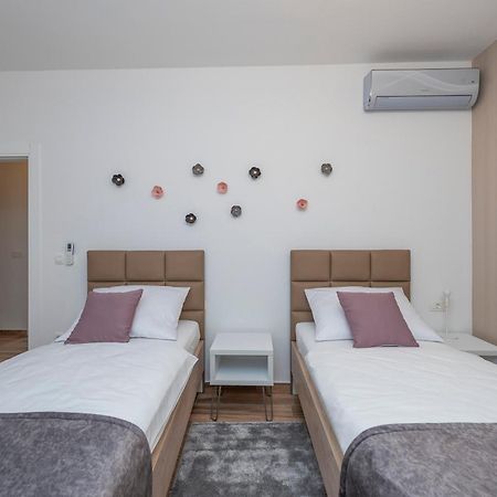Luxury Apartments - La Vir 1 & 2 Exteriér fotografie